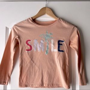 Girls t-shirt size small, long sleeves
